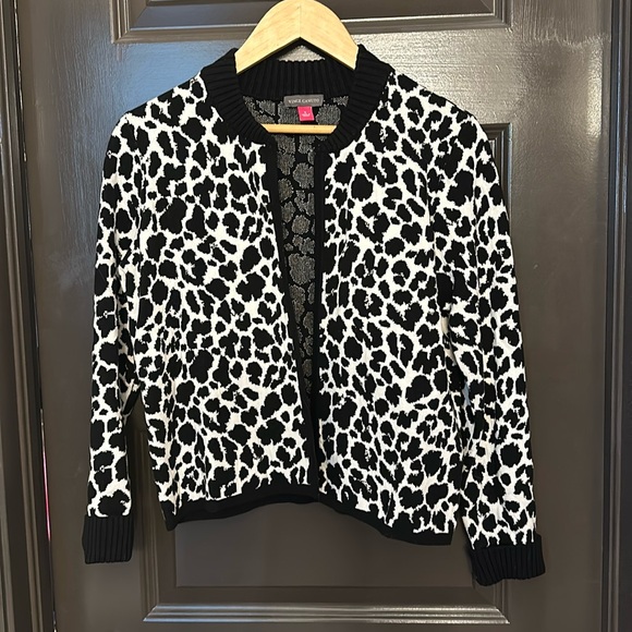 Vince Camuto Leopard Print Cardigan Size S - Picture 1 of 3